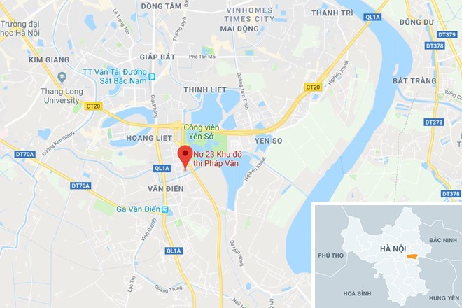 Không gửi xe tại bãi tự phát, 2 ôtô bị đổ axit nghi để 'dằn mặt' - Ảnh 2.