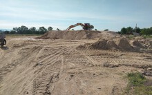 Mỏ cát lậu thách thức chính quyền: Xem xét xử lý hình sự