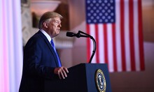 Trump cho phép các hãng công nghệ Mỹ bán hàng cho Huawei
