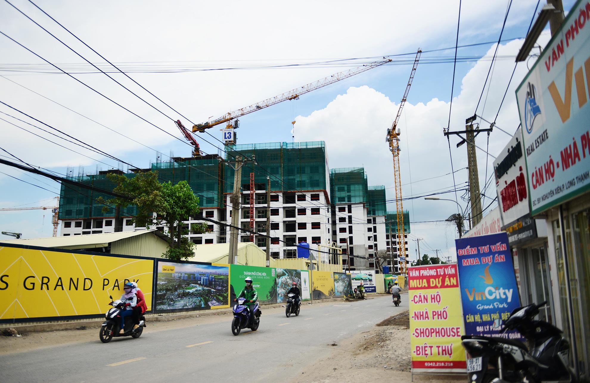 Toàn cảnh siêu dự án 'mọc nhanh như thổi' bên đường vành đai 3 TP HCM - Ảnh 13. Toàn cảnh siêu dự án 'mọc nhanh như thổi' bên đường vành đai 3 TP HCM - Ảnh 13.
