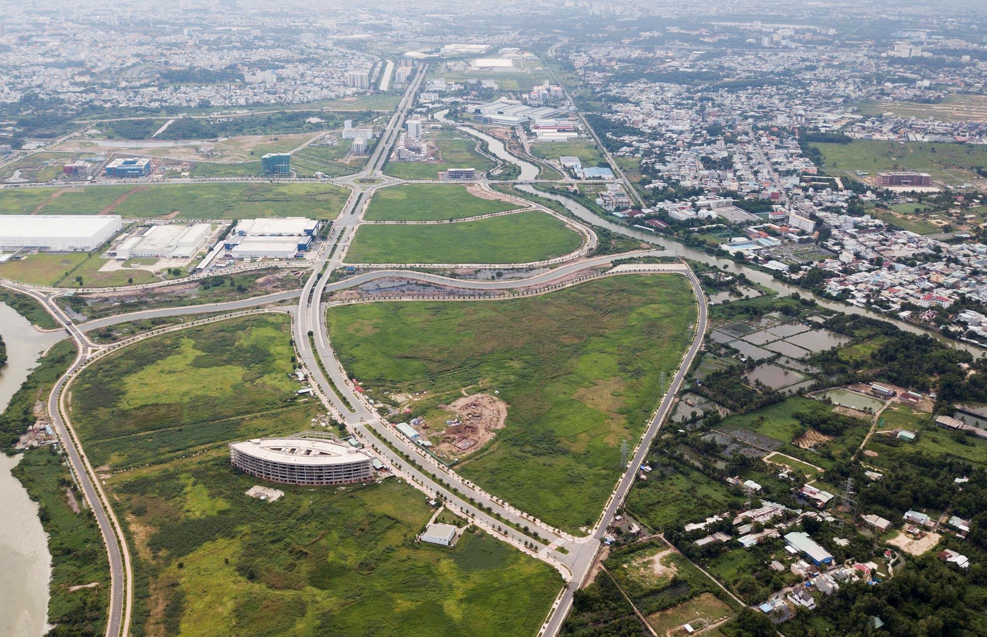 Toàn cảnh siêu dự án 'mọc nhanh như thổi' bên đường vành đai 3 TP HCM - Ảnh 14. Toàn cảnh siêu dự án 'mọc nhanh như thổi' bên đường vành đai 3 TP HCM - Ảnh 14.