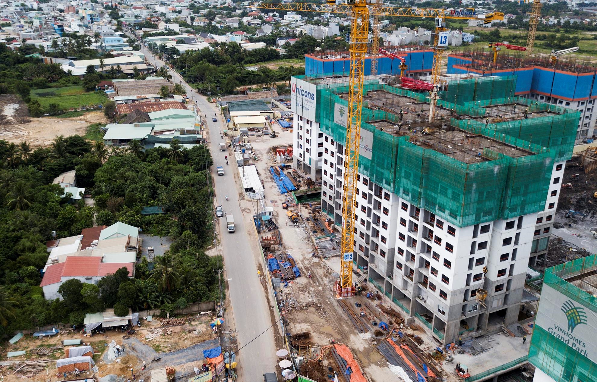 Toàn cảnh siêu dự án 'mọc nhanh như thổi' bên đường vành đai 3 TP HCM - Ảnh 5. Toàn cảnh siêu dự án 'mọc nhanh như thổi' bên đường vành đai 3 TP HCM - Ảnh 5.