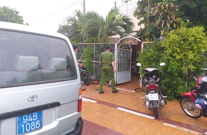 Bắt ông Bùi Quang Ánh, nguyên giám đốc Trung tâm kỹ thuật TN-MT Bạc Liêu - Ảnh 1. Bắt ông Bùi Quang Ánh, nguyên giám đốc Trung tâm kỹ thuật TN-MT Bạc Liêu - Ảnh 1.