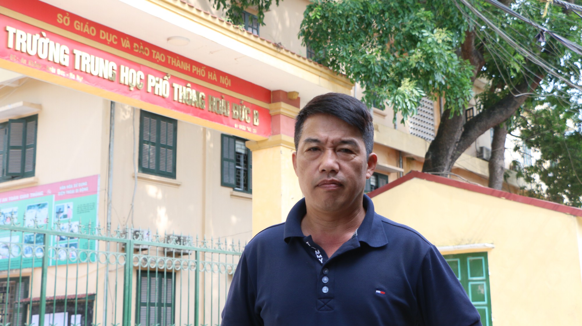Thi vào lớp 10 môn Tiếng Anh, Lịch sử cùng một buổi: Phụ huynh thấp thỏm lo con bị quá tải - Ảnh 6. Thi vào lớp 10 môn Tiếng Anh, Lịch sử cùng một buổi: Phụ huynh thấp thỏm lo con bị quá tải - Ảnh 6.