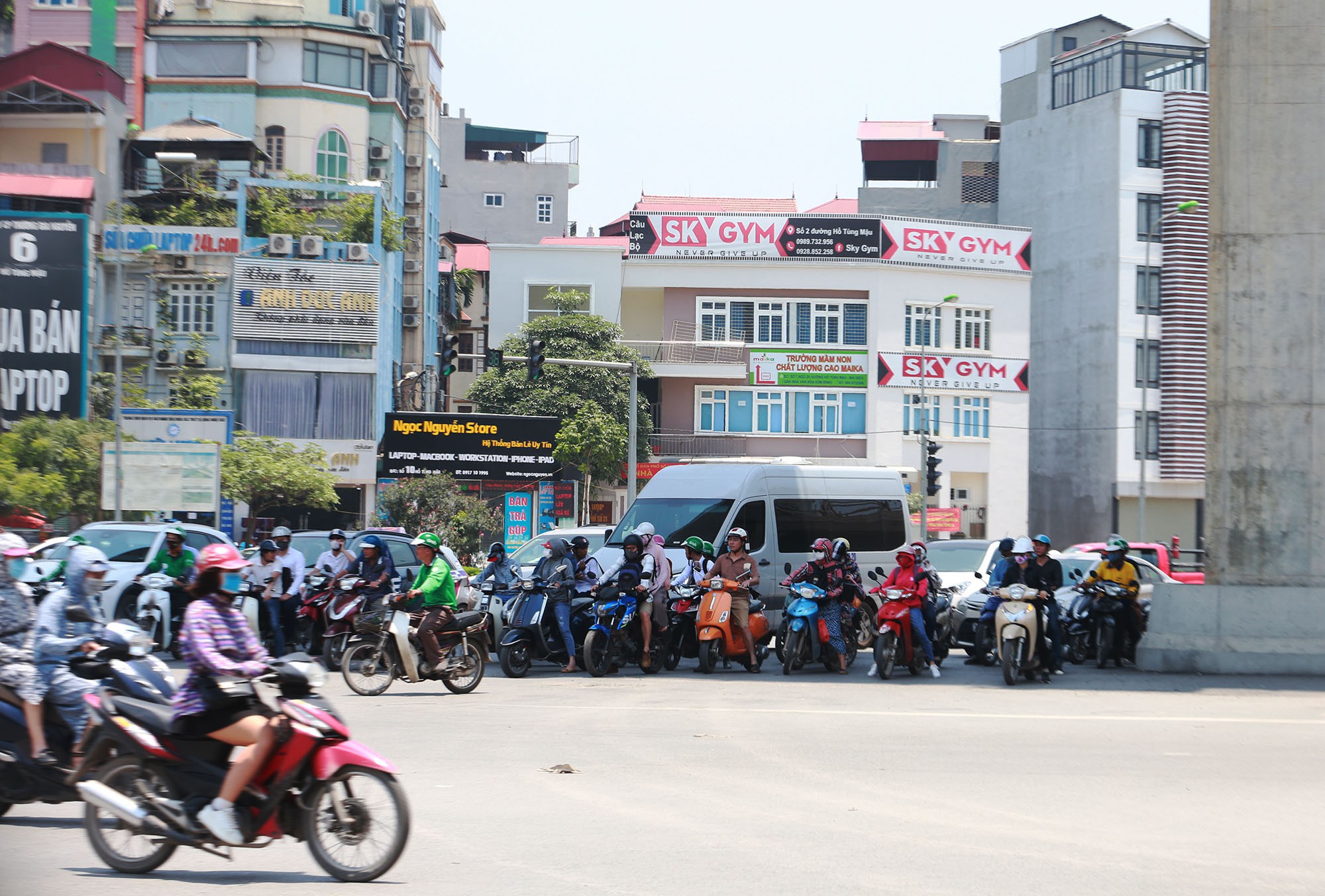Từ ngày mai nắng nóng diện rộng ở Bắc Bộ, nền nhiệt có nơi trên 38 độ C - Ảnh 1. Từ ngày mai nắng nóng diện rộng ở Bắc Bộ, nền nhiệt có nơi trên 38 độ C - Ảnh 1.