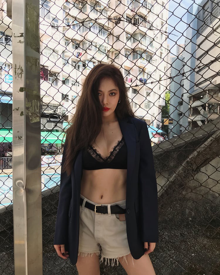 Những mĩ nhân Kpop sở hữu thân hình siêu nóng bỏng khiến fan muốn giảm cân đón hè ngay tức khắc - Ảnh 1. Những mĩ nhân Kpop sở hữu thân hình siêu nóng bỏng khiến fan muốn giảm cân đón hè ngay tức khắc - Ảnh 1.