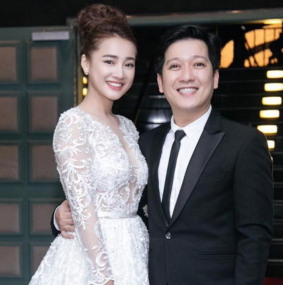Sao Việt sở hữu gia tài trăm tỉ: Người từng phải ăn xin, kẻ ở nhờ tu viện - Ảnh 10. Sao Việt sở hữu gia tài trăm tỉ: Người từng phải ăn xin, kẻ ở nhờ tu viện - Ảnh 10.