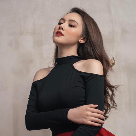 Hot girl Nghệ An một thời: Từ nữ sinh mặt mộc nổi tiếng đến vợ đại gia - Ảnh 11.