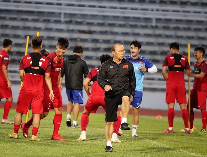 [ẢNH] Công Phượng buồn thiu tập cùng ĐT Việt Nam trên đất Thái Lan - Ảnh 16.