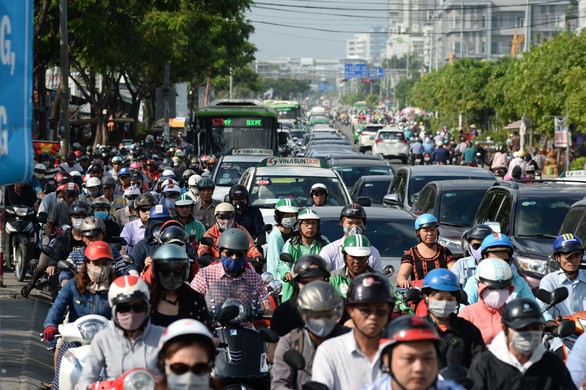 Cầu dài nhất TP HCM: Chạy xe hơn 1 tiếng vẫn chưa qua - Ảnh 3. Cầu dài nhất TP HCM: Chạy xe hơn 1 tiếng vẫn chưa qua - Ảnh 3.
