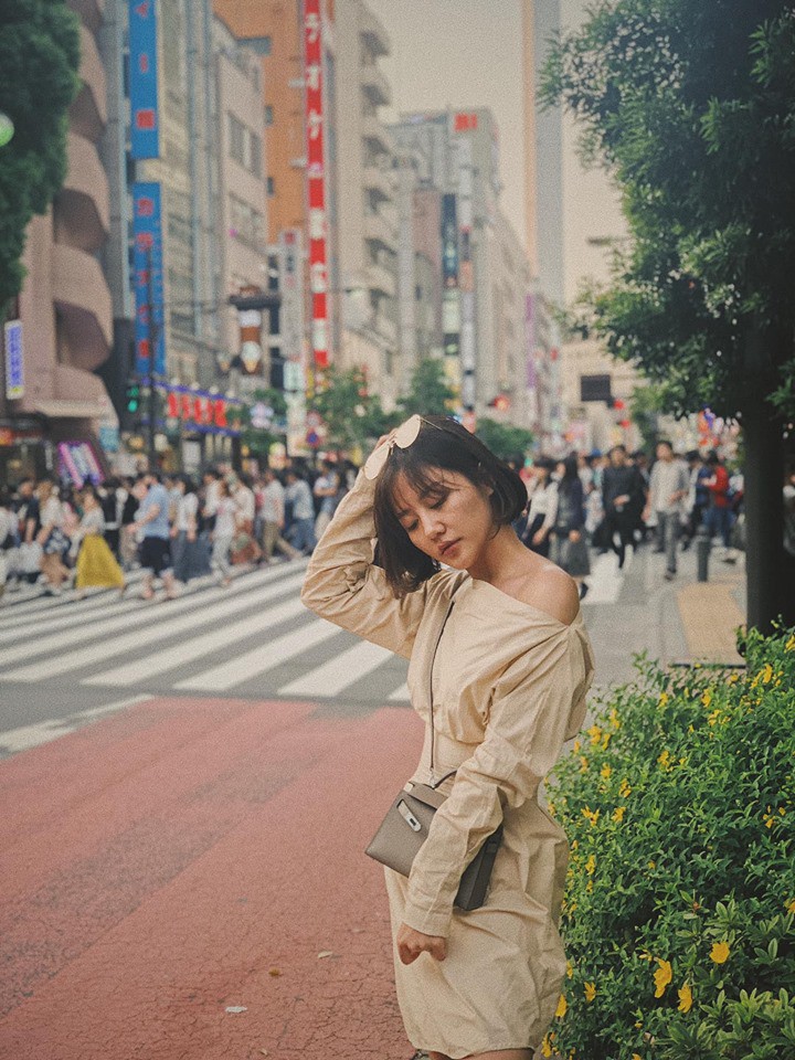 Sao Việt hôm nay (3/6): Mâu Thủy ngó lơ trước ồn ào Miss Earth, Lê Phương bầu bí vẫn tự mình dạy con làm vườn - Ảnh 7. Sao Việt hôm nay (3/6): Mâu Thủy ngó lơ trước ồn ào Miss Earth, Lê Phương bầu bí vẫn tự mình dạy con làm vườn - Ảnh 7.