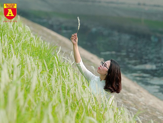 Điều kì diệu bên bờ sông Tô Lịch - Ảnh 9. Điều kì diệu bên bờ sông Tô Lịch - Ảnh 9.