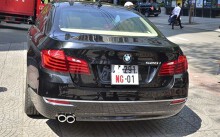 Xe biển ngoại giao được miễn trừ những gì khi tham gia giao thông?