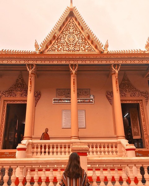 5 ngoi chua mien Tay dep tua cung dien cho ban tha ho check-in hinh anh 19 5 ngoi chua mien Tay dep tua cung dien cho ban tha ho check-in hinh anh 19