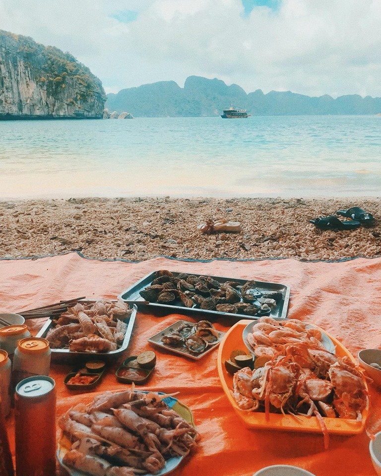 Kinh nghiệm du lịch vịnh Lan Hạ - biển xanh cát trắng ngay gần Hà Nội - Ảnh 5. Kinh nghiệm du lịch vịnh Lan Hạ - biển xanh cát trắng ngay gần Hà Nội - Ảnh 5.
