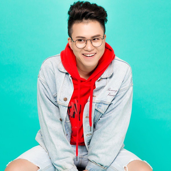 Những sao Việt công khai là thành viên cộng đồng LGBT - Ảnh 7. Những sao Việt công khai là thành viên cộng đồng LGBT - Ảnh 7.