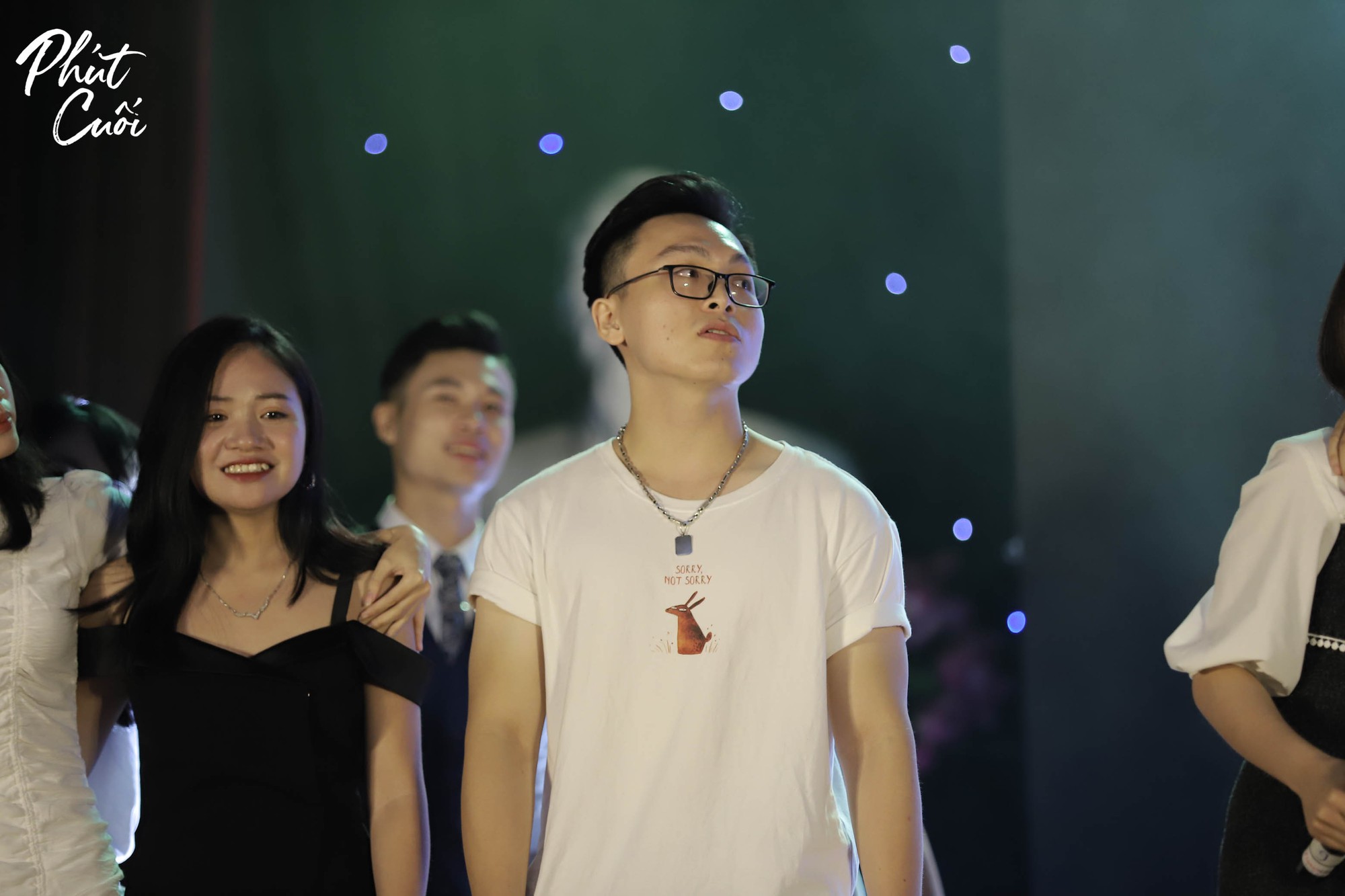 Đêm nhạc Phút Cuối 2019: Chuyện của chúng ta đưa sinh viên quay trở về với Thánh đường Kí ức - Ảnh 4. Đêm nhạc Phút Cuối 2019: Chuyện của chúng ta đưa sinh viên quay trở về với Thánh đường Kí ức - Ảnh 4.
