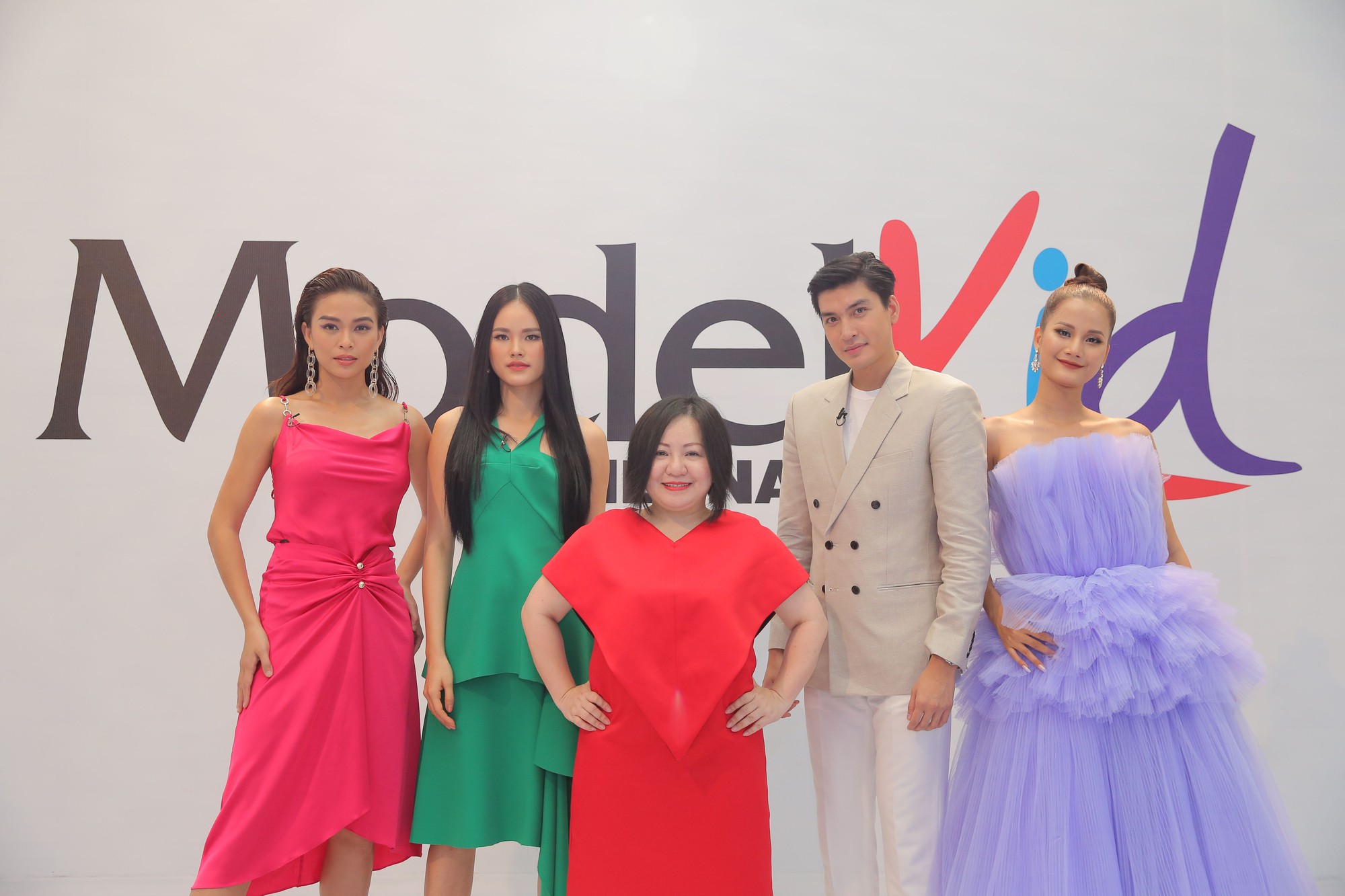 Bà Trang Lê - giám đốc sản xuất Model Kid Vietnam: Tôi rất bức xúc khi nhiều nơi dạy các bé trình diễn như người lớn - Ảnh 7. Bà Trang Lê - giám đốc sản xuất Model Kid Vietnam: Tôi rất bức xúc khi nhiều nơi dạy các bé trình diễn như người lớn - Ảnh 7.