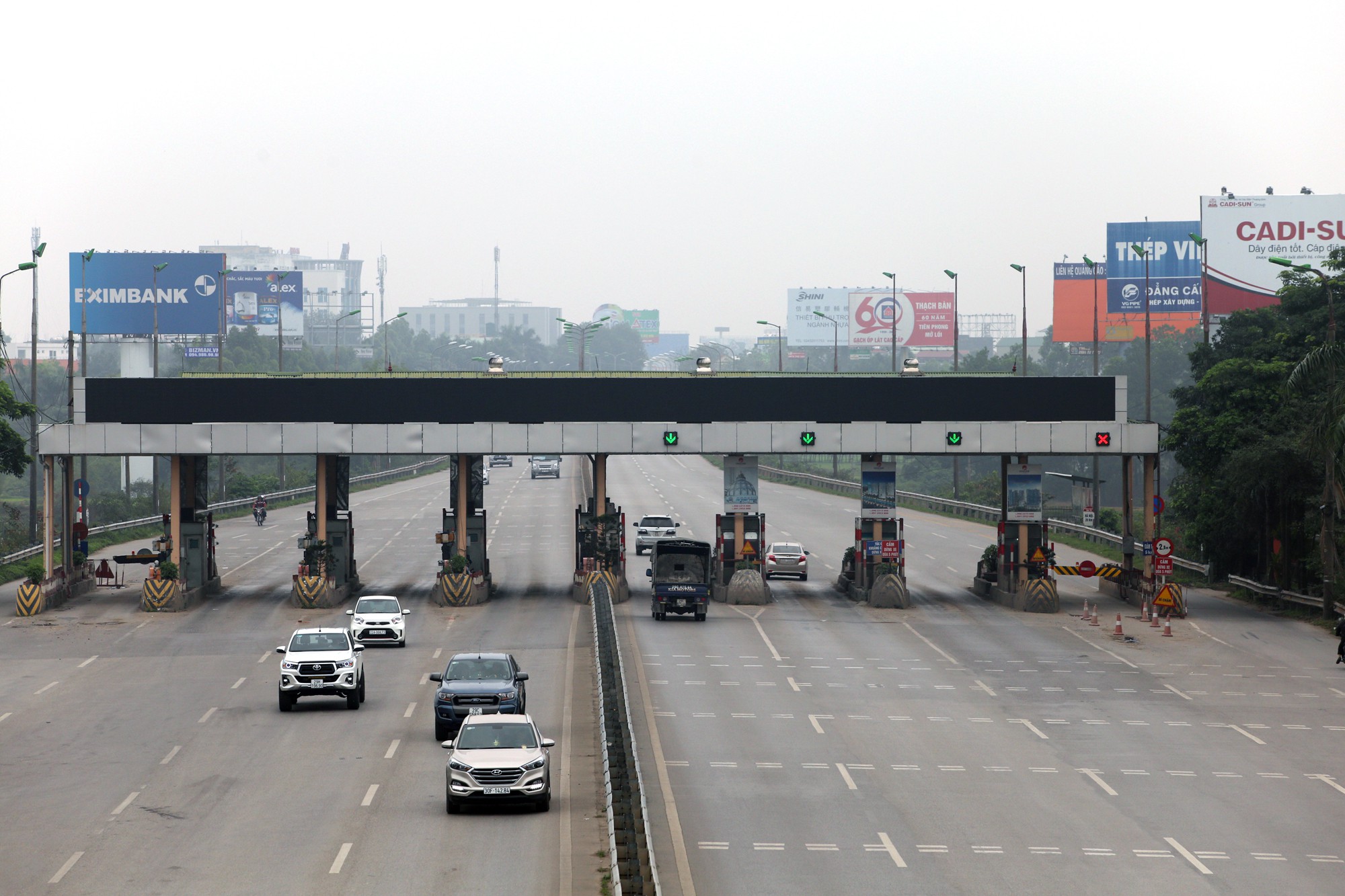 Bộ GTVT: Đang nghiên cứu phương án phù hợp với trạm thu phí Bắc Thăng Long - Nội Bài - Ảnh 3. Bộ GTVT: Đang nghiên cứu phương án phù hợp với trạm thu phí Bắc Thăng Long - Nội Bài - Ảnh 3.