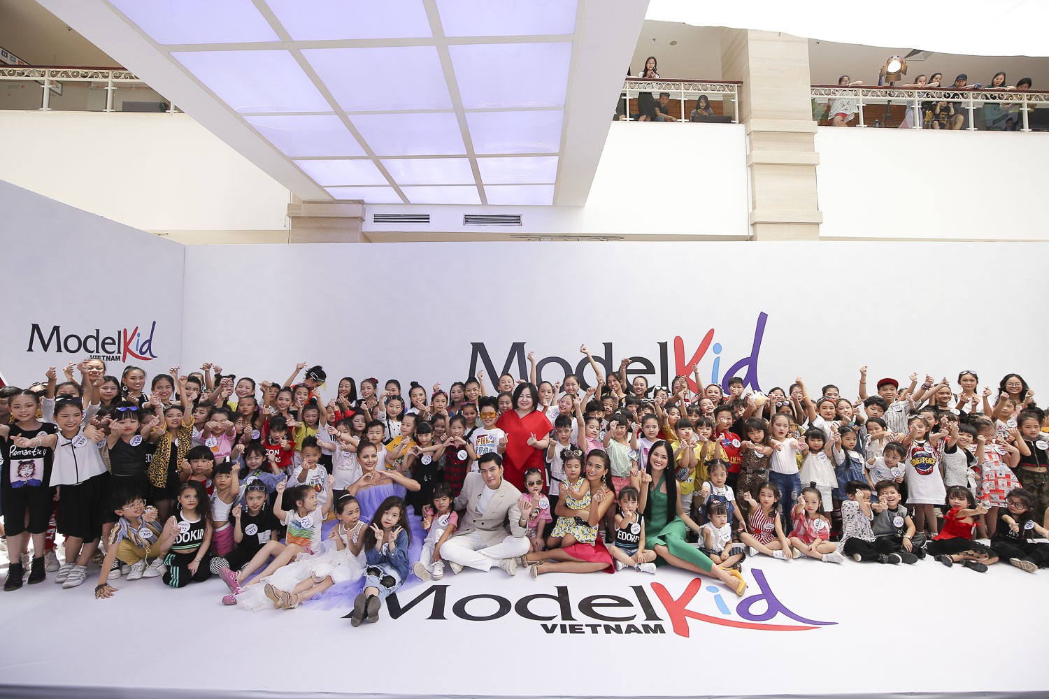 Bà Trang Lê - giám đốc sản xuất Model Kid Vietnam: Tôi rất bức xúc khi nhiều nơi dạy các bé trình diễn như người lớn - Ảnh 8. Bà Trang Lê - giám đốc sản xuất Model Kid Vietnam: Tôi rất bức xúc khi nhiều nơi dạy các bé trình diễn như người lớn - Ảnh 8.