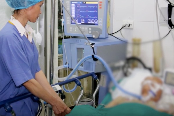 Người ta nói tôi bán tạng con lấy hơn 1 tỉ đồng - Ảnh 1. Người ta nói tôi bán tạng con lấy hơn 1 tỉ đồng - Ảnh 1.