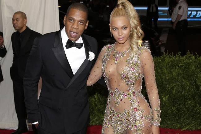 Jay-Z chính thức trở thành rapper tỉ phú đầu tiên trên thế giới - Ảnh 2. Jay-Z chính thức trở thành rapper tỉ phú đầu tiên trên thế giới - Ảnh 2.
