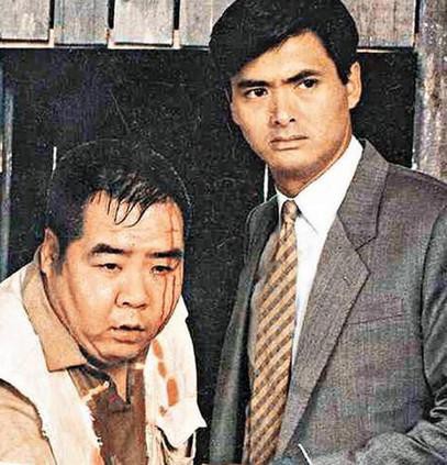 Chàng mập TVB Trịnh Tắc Sĩ: Lao đao vì nợ nần, bị bạn thân trở mặt và vết chàm đóng phim cấp 3 để trả nợ - Ảnh 5. Chàng mập TVB Trịnh Tắc Sĩ: Lao đao vì nợ nần, bị bạn thân trở mặt và vết chàm đóng phim cấp 3 để trả nợ - Ảnh 5.