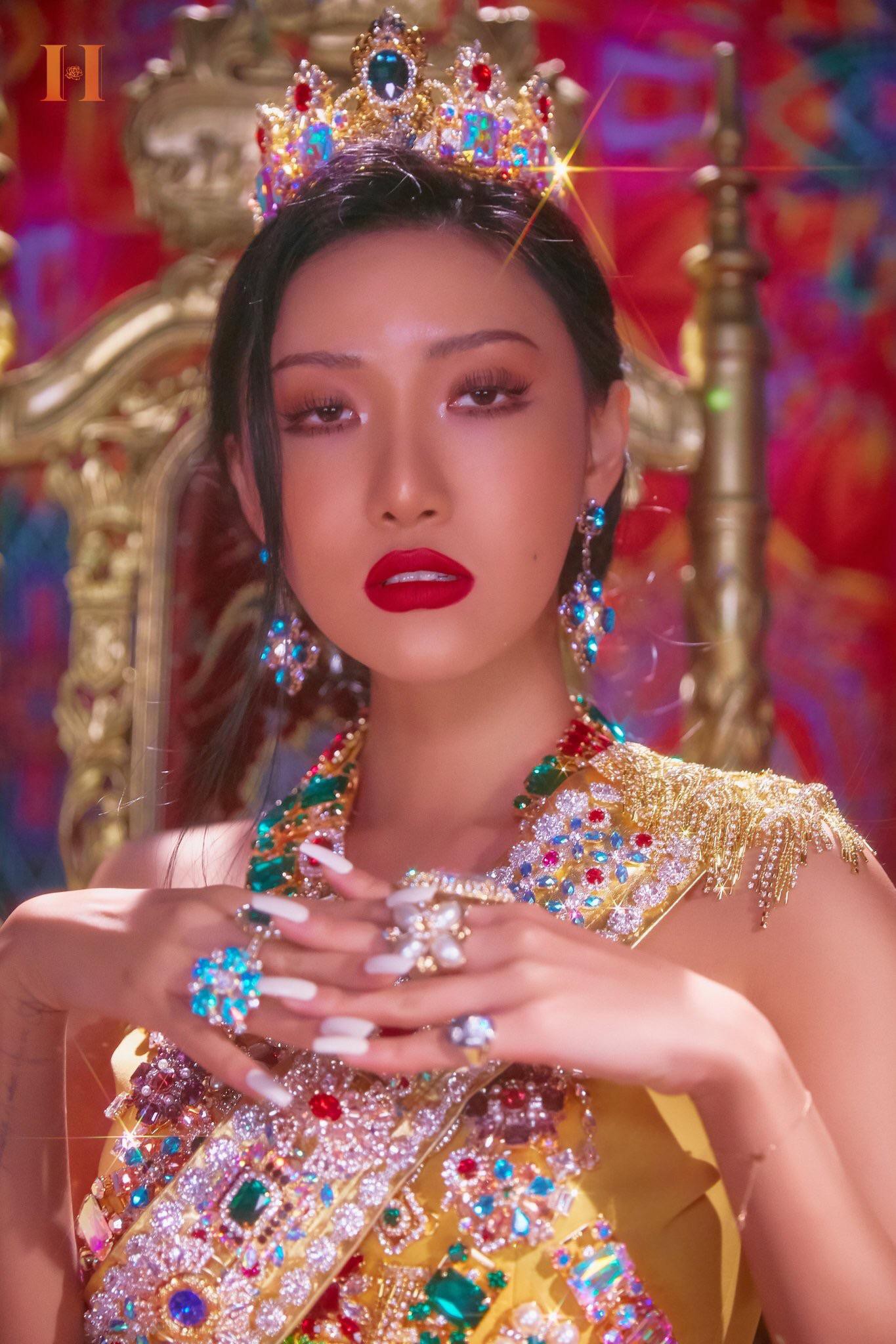 Sau Lee Hyori, ai sẽ là nữ hoàng sân khấu kế cận của Kpop? - Ảnh 11. Sau Lee Hyori, ai sẽ là nữ hoàng sân khấu kế cận của Kpop? - Ảnh 11.