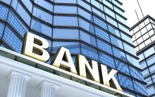 Vietcombank soán ngôi Vinamilk, đứng đầu danh sách 50 công ty niêm yết tốt nhất Việt Nam
