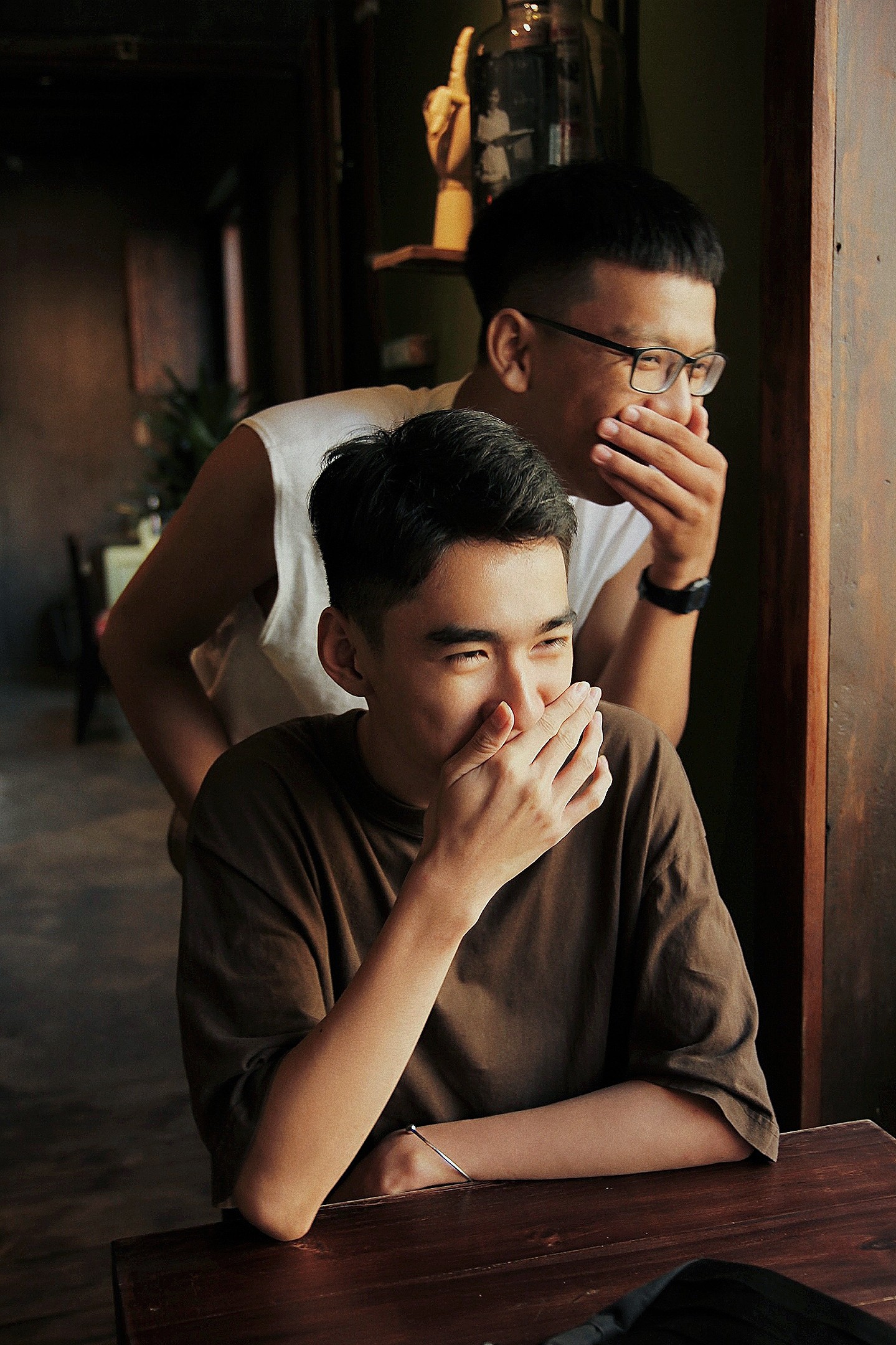 Bộ ảnh rất tình của cặp LGBT điển trai khiến cộng đồng mạng thổn thức - Ảnh 2. Bộ ảnh rất tình của cặp LGBT điển trai khiến cộng đồng mạng thổn thức - Ảnh 2.