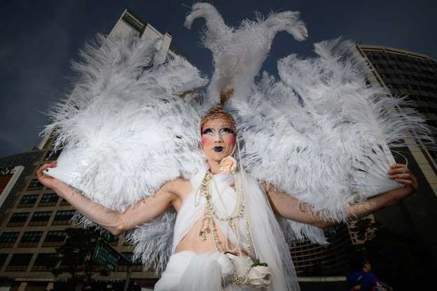 Tháng Tự hào LGBT 2019: Những hình ảnh ấn tượng trên thế giới - Ảnh 8. Tháng Tự hào LGBT 2019: Những hình ảnh ấn tượng trên thế giới - Ảnh 8.