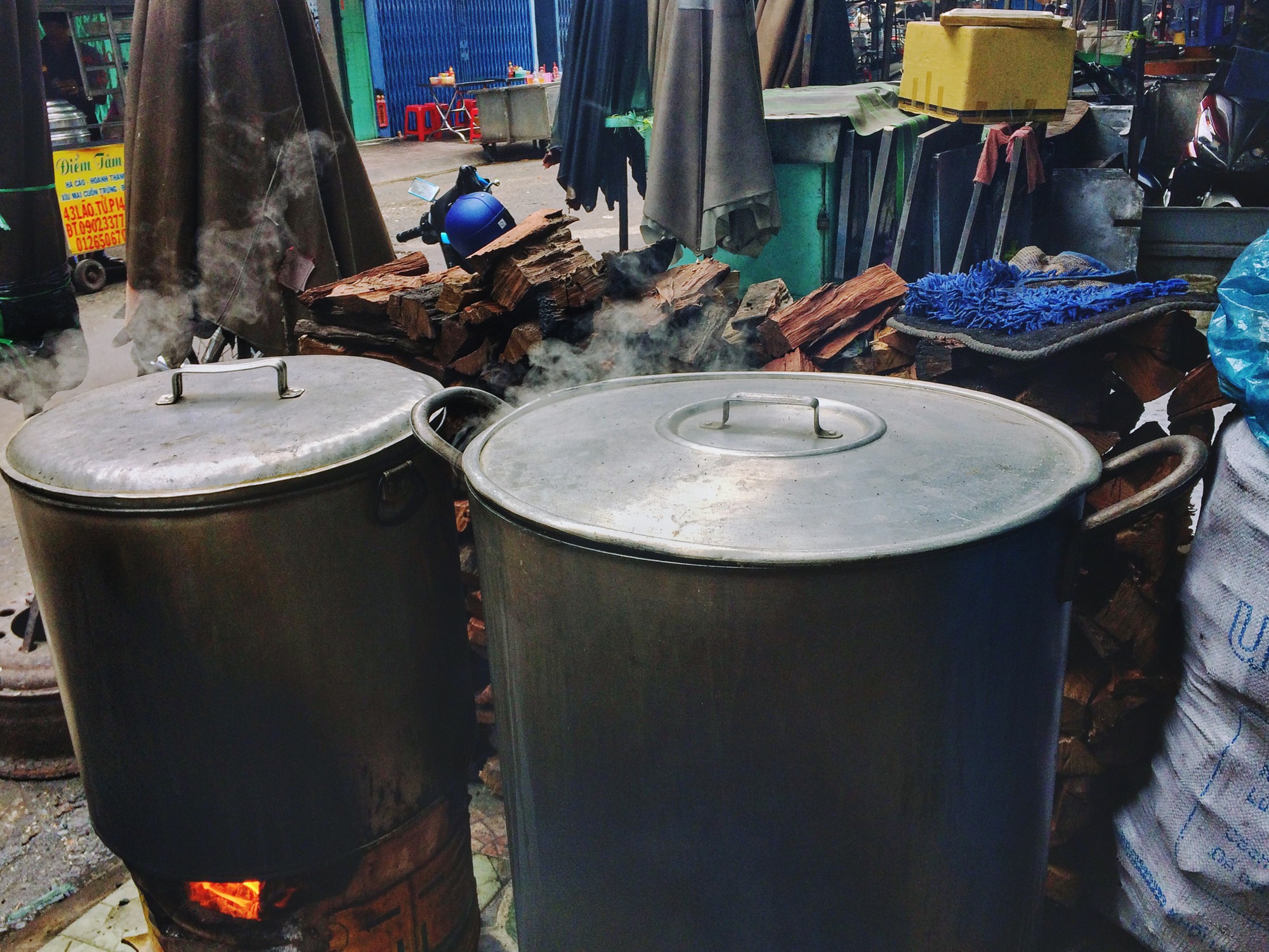 Bánh ú bá trạng - tinh hoa ẩm thực người Hoa vào dịp Tết Đoan Ngọ - Ảnh 5. Bánh ú bá trạng - tinh hoa ẩm thực người Hoa vào dịp Tết Đoan Ngọ - Ảnh 5.