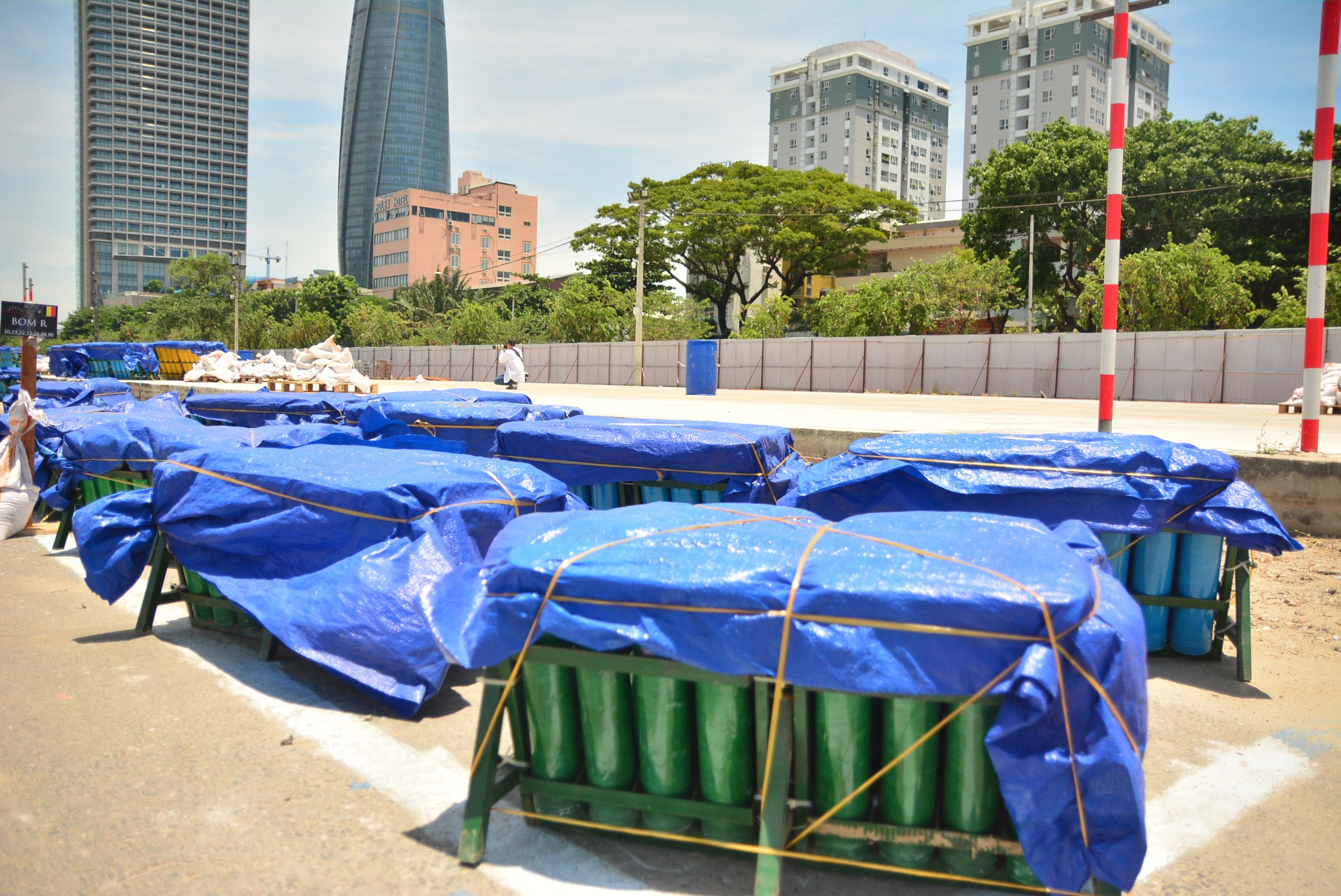 Đội trưởng pháo hoa Brazil thi DIFF 2019: Khán giả sẽ ấn tượng với hình ảnh dòng sông Hàn đỏ rực lửa trên nền trời đêm - Ảnh 12. Đội trưởng pháo hoa Brazil thi DIFF 2019: Khán giả sẽ ấn tượng với hình ảnh dòng sông Hàn đỏ rực lửa trên nền trời đêm - Ảnh 12.