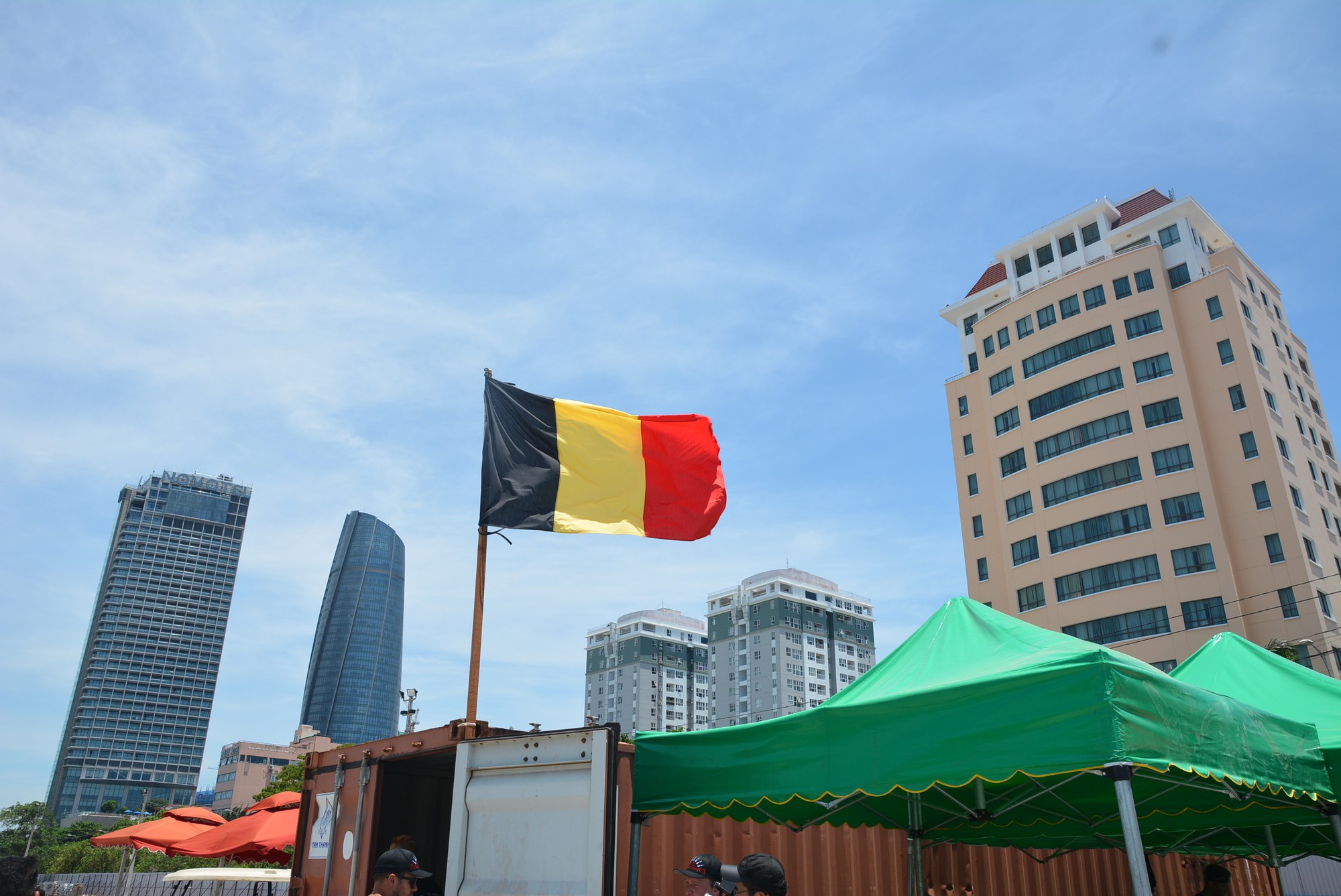 Đội trưởng pháo hoa Brazil thi DIFF 2019: Khán giả sẽ ấn tượng với hình ảnh dòng sông Hàn đỏ rực lửa trên nền trời đêm - Ảnh 8. Đội trưởng pháo hoa Brazil thi DIFF 2019: Khán giả sẽ ấn tượng với hình ảnh dòng sông Hàn đỏ rực lửa trên nền trời đêm - Ảnh 8.