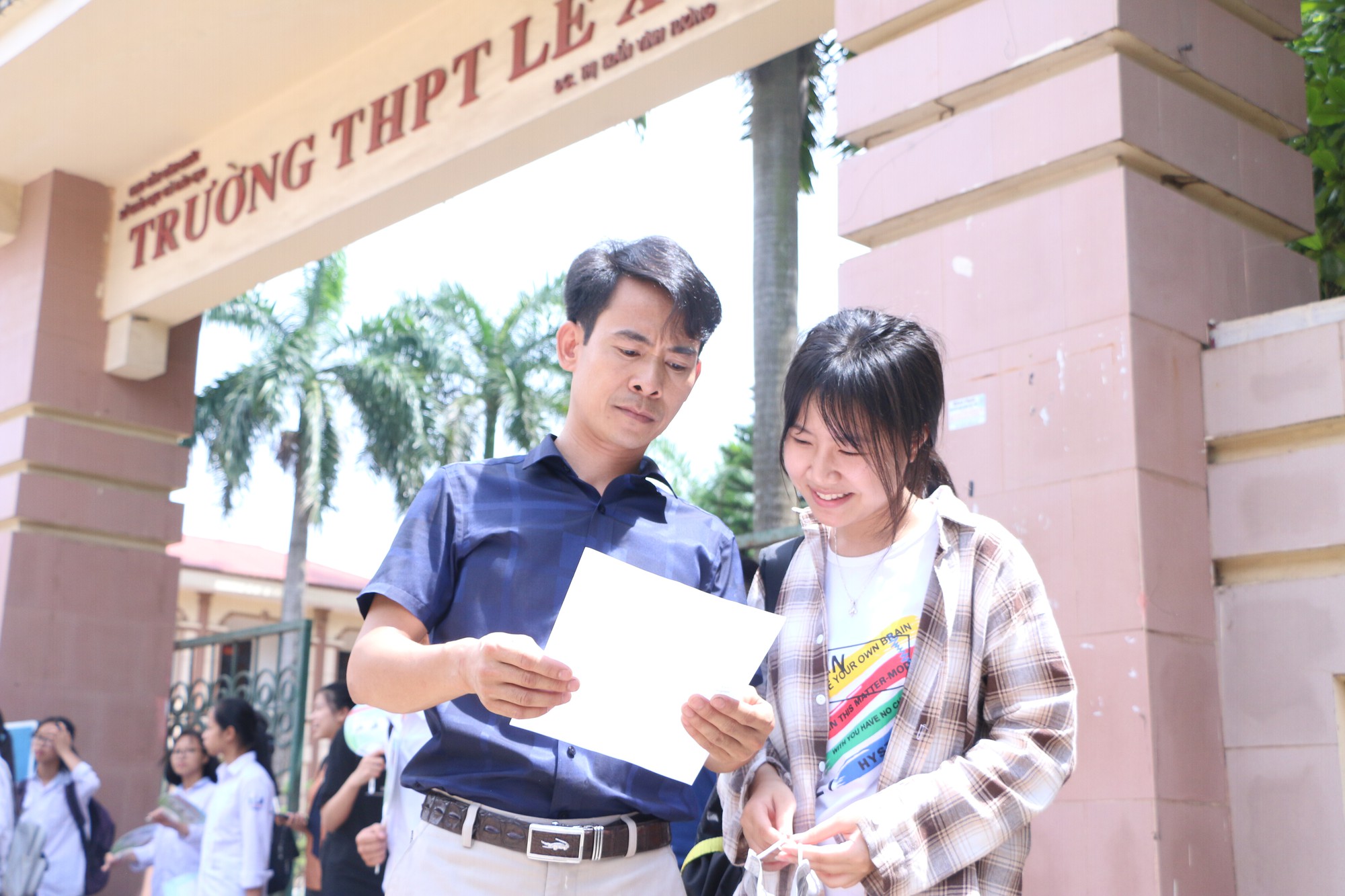 Gợi ý giải đề thi vào lớp 10 môn Ngữ văn tỉnh Vĩnh Phúc năm 2019 - Ảnh 1. Gợi ý giải đề thi vào lớp 10 môn Ngữ văn tỉnh Vĩnh Phúc năm 2019 - Ảnh 1.