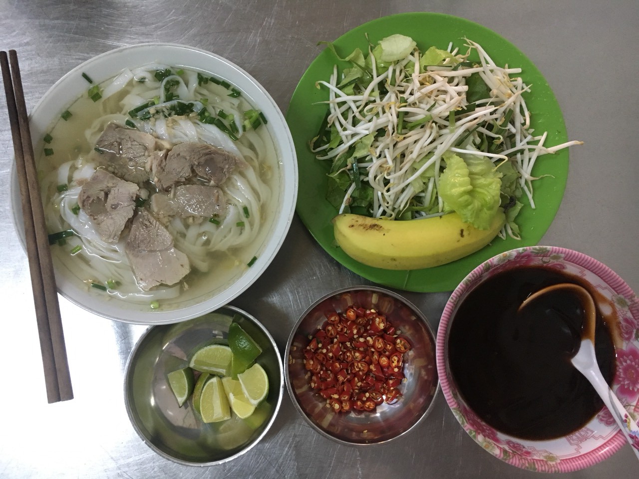 Trải nghiệm no bụng, ngon miệng với suất cơm 2.000 đồng giữa lòng Sài thành - Ảnh 7.