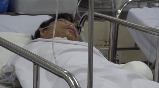 Nạn nhân kể lại giây phút kinh hoàng bị hổ cắn cụt hai tay - Ảnh 2. Nạn nhân kể lại giây phút kinh hoàng bị hổ cắn cụt hai tay - Ảnh 2.
