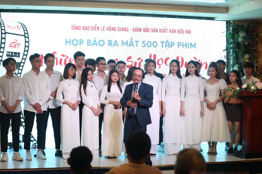 Tuổi thơ đòn roi và bị xích dưới gầm giường của Giang Còi - Ảnh 3.