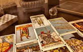 Tử vi hôm nay (06/6) qua lá bài Tarot: Gặp biến, đừng hoảng loạn!