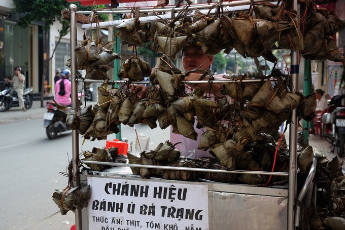 Bánh ú bá trạng - tinh hoa ẩm thực người Hoa vào dịp Tết Đoan Ngọ - Ảnh 2. Bánh ú bá trạng - tinh hoa ẩm thực người Hoa vào dịp Tết Đoan Ngọ - Ảnh 2.
