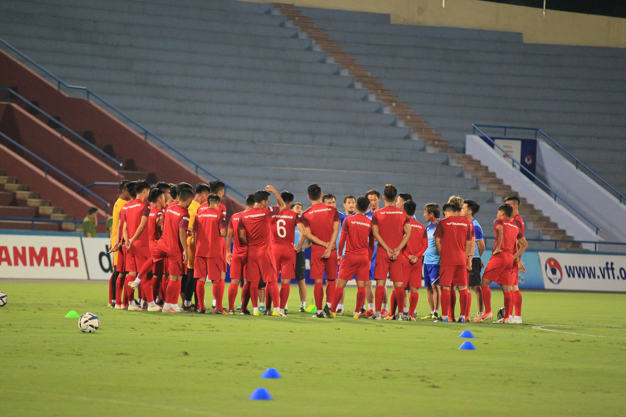 U23 Việt Nam luyện công, chuẩn bị vũ khí bí mật đấu U23 Myanmar - Ảnh 13.