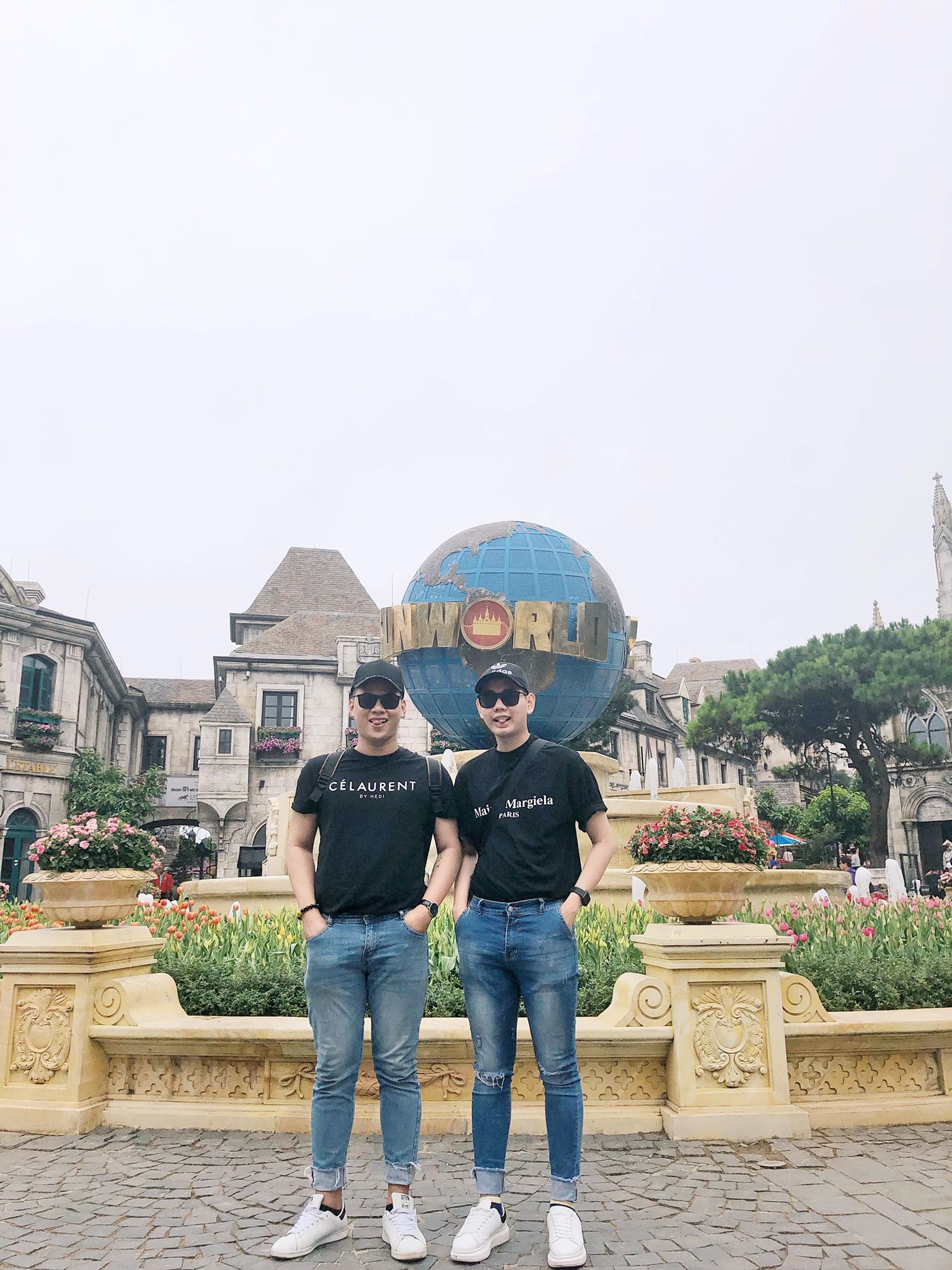 Chuyện tình cặp đồng tính nam: Tình yêu sét đánh trong lần gặp nhau đầu tiên - Ảnh 4. Chuyện tình cặp đồng tính nam: Tình yêu sét đánh trong lần gặp nhau đầu tiên - Ảnh 4.