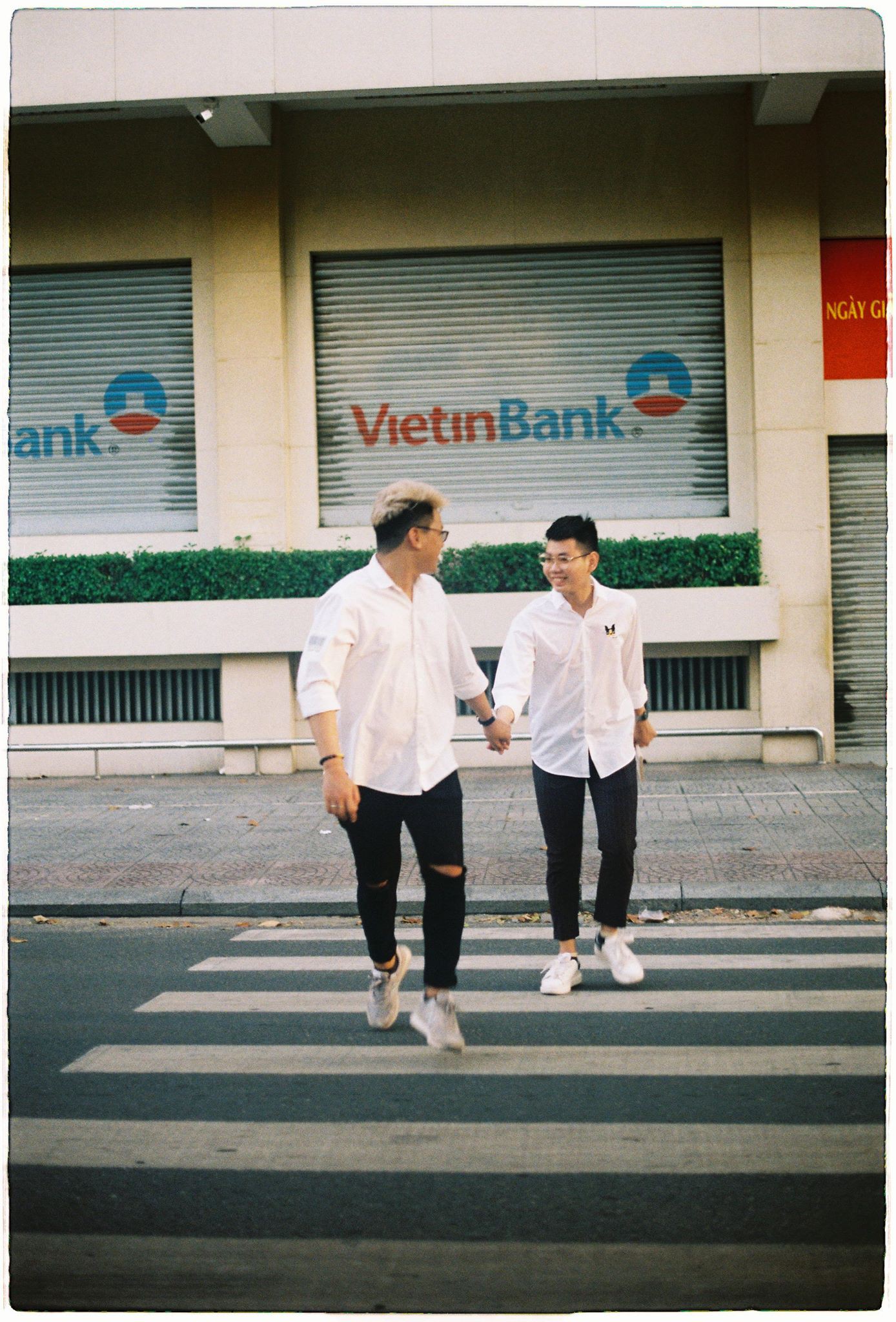 Chuyện tình cặp đồng tính nam: Tình yêu sét đánh trong lần gặp nhau đầu tiên - Ảnh 8. Chuyện tình cặp đồng tính nam: Tình yêu sét đánh trong lần gặp nhau đầu tiên - Ảnh 8.