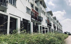 Hàng nghìn tỉ đồng bị chôn vùi tại khu đô thị bỏ hoang Minh Giang Đầm Và