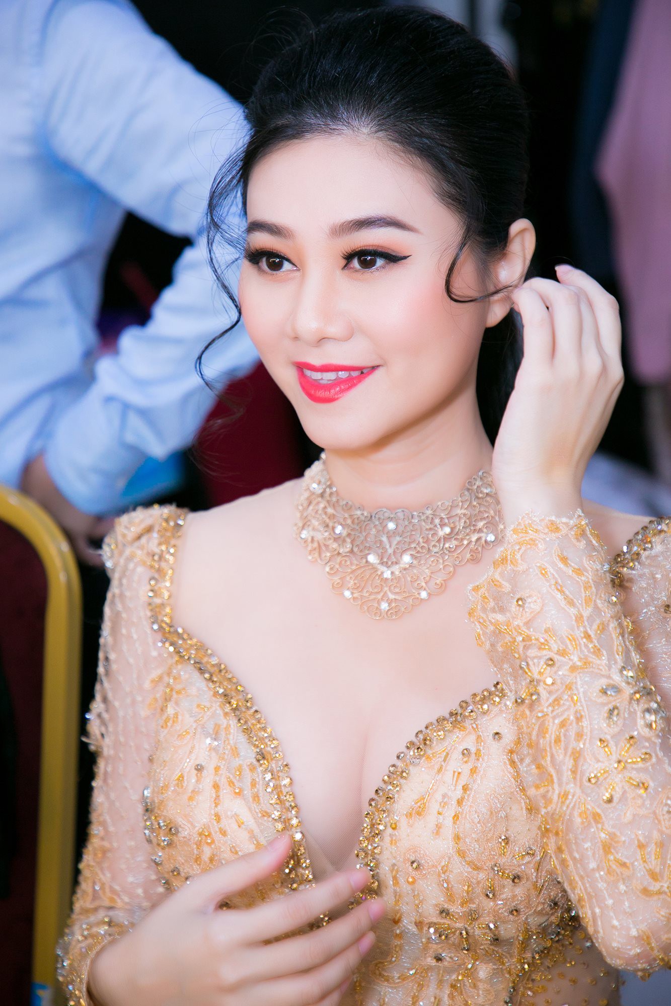NSƯT Quế Trân: Tôi luôn cố gắng xứng đáng với những gì cha đã gầy dựng - Ảnh 5. NSƯT Quế Trân: Tôi luôn cố gắng xứng đáng với những gì cha đã gầy dựng - Ảnh 5.