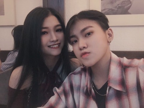 Chuyện tình cặp đồng tính nữ phải lòng nhau từ khi học chung lớp - Ảnh 5. Chuyện tình cặp đồng tính nữ phải lòng nhau từ khi học chung lớp - Ảnh 5.