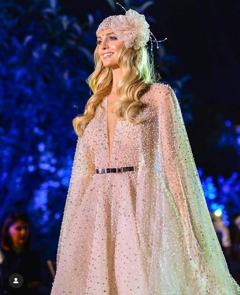 Hoa hậu Hoàn vũ Albania 2019 đẹp tuyệt trần, được ví như thiên thần Victorias Secret - Ảnh 8. Hoa hậu Hoàn vũ Albania 2019 đẹp tuyệt trần, được ví như thiên thần Victorias Secret - Ảnh 8.