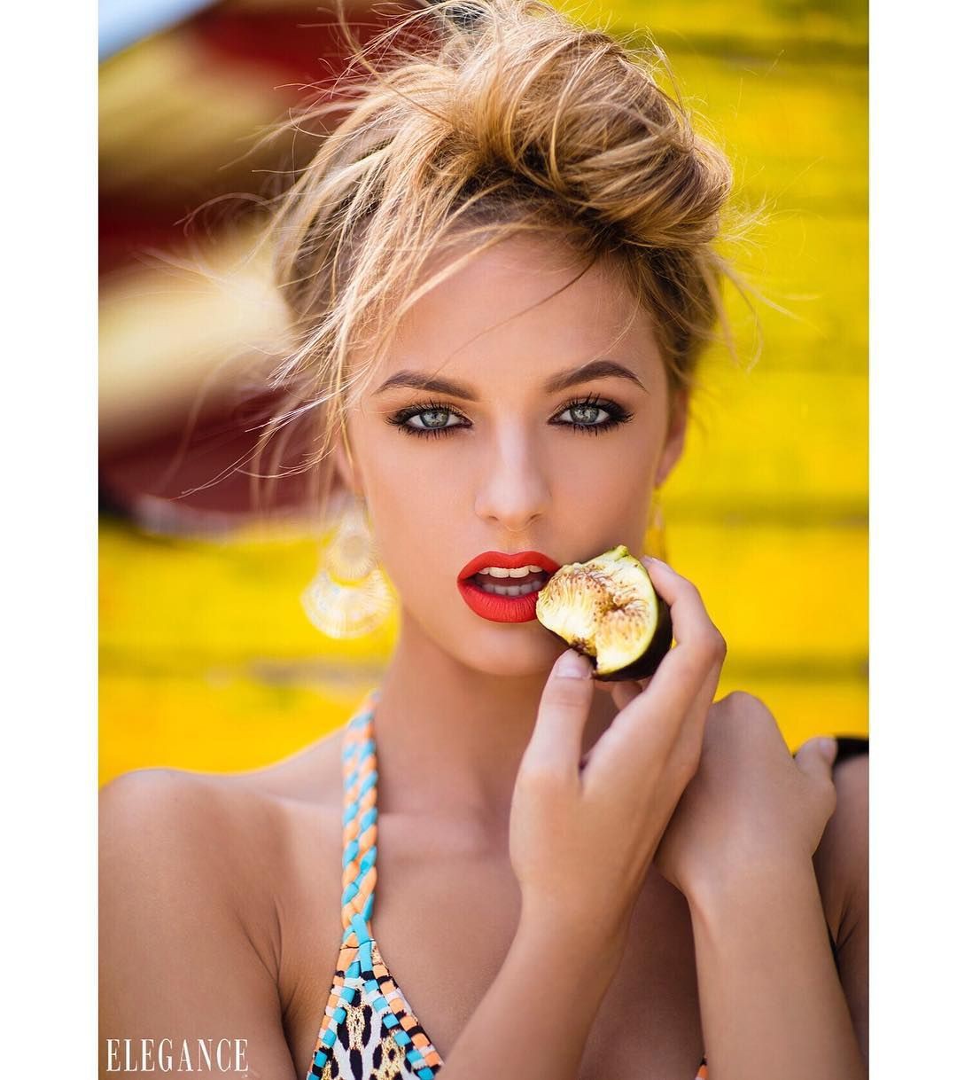 Hoa hậu Hoàn vũ Albania 2019 đẹp tuyệt trần, được ví như thiên thần Victorias Secret - Ảnh 7. Hoa hậu Hoàn vũ Albania 2019 đẹp tuyệt trần, được ví như thiên thần Victorias Secret - Ảnh 7.