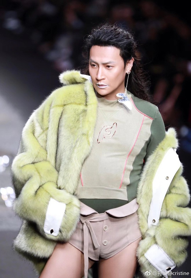 Nhĩ Thái Trần Chí Bằng: Đường đời lận đận và vết trượt dài sau Hoàn châu cách cách - Ảnh 5. Nhĩ Thái Trần Chí Bằng: Đường đời lận đận và vết trượt dài sau Hoàn châu cách cách - Ảnh 5.