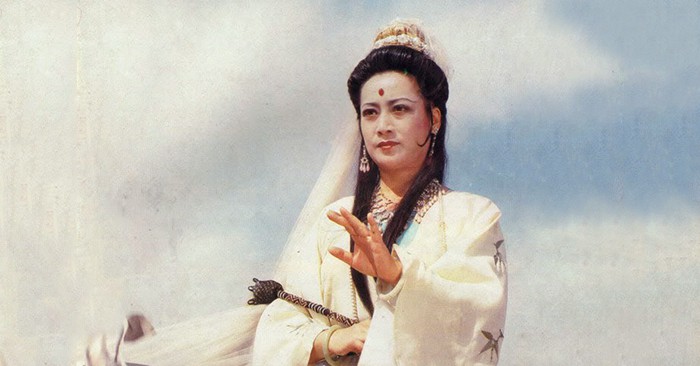 Quan Âm Bồ Tát Tả Đại Phân: Cuộc sống viên mãn sau vai diễn kinh điển, được khán giả sùng bái quỳ lạy - Ảnh 1. Quan Âm Bồ Tát Tả Đại Phân: Cuộc sống viên mãn sau vai diễn kinh điển, được khán giả sùng bái quỳ lạy - Ảnh 1.